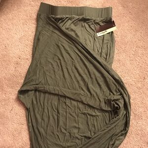 loveapella high low skirt